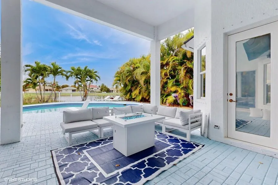 38_11910-Osprey-Point-Cir_Web