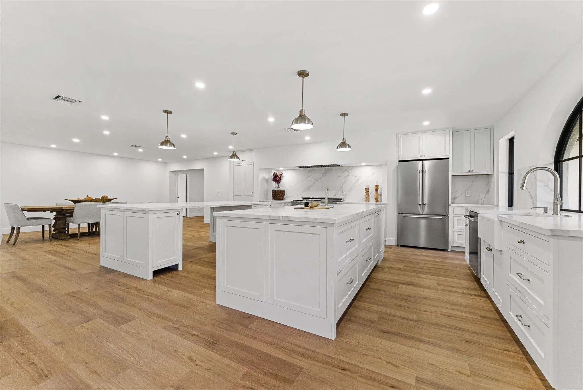 Main Floor - Living/Kitchen