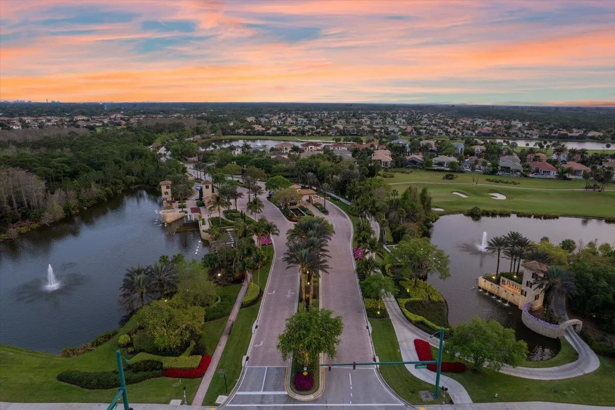Jupiter Country Club Entrance