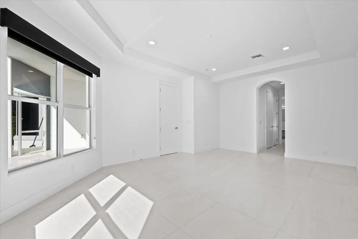 Large Owner's Suite