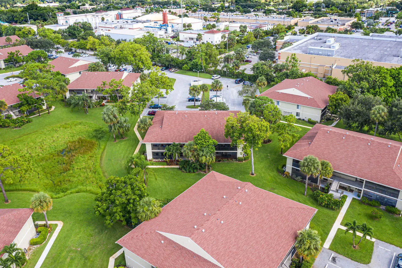 021-6559ChasewoodDr-Jupiter-FL-small