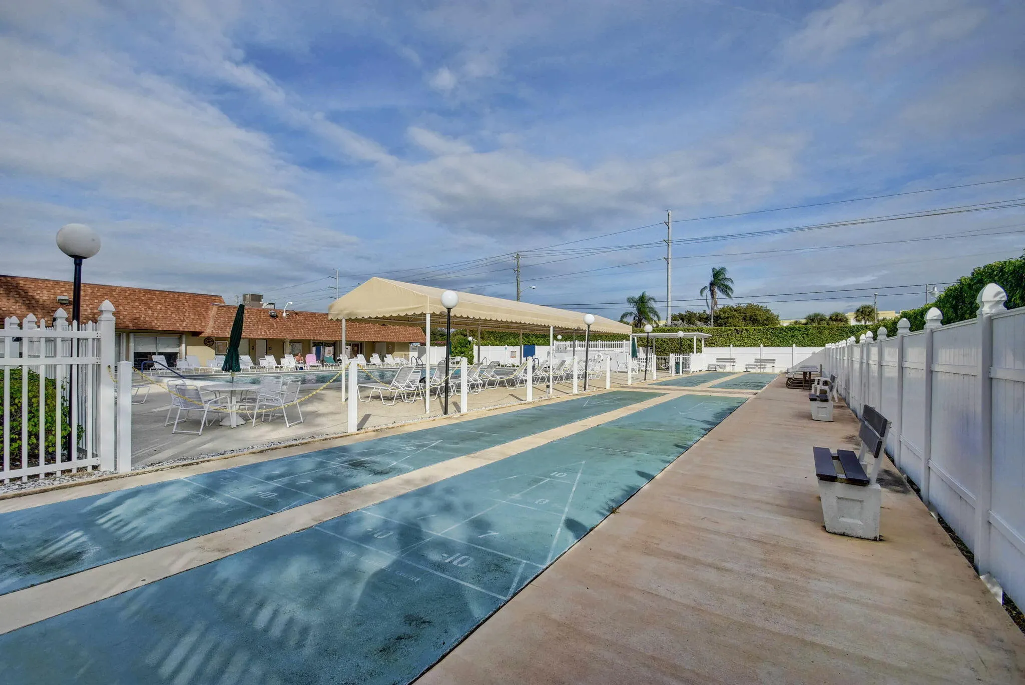20250201181637023292000000-o