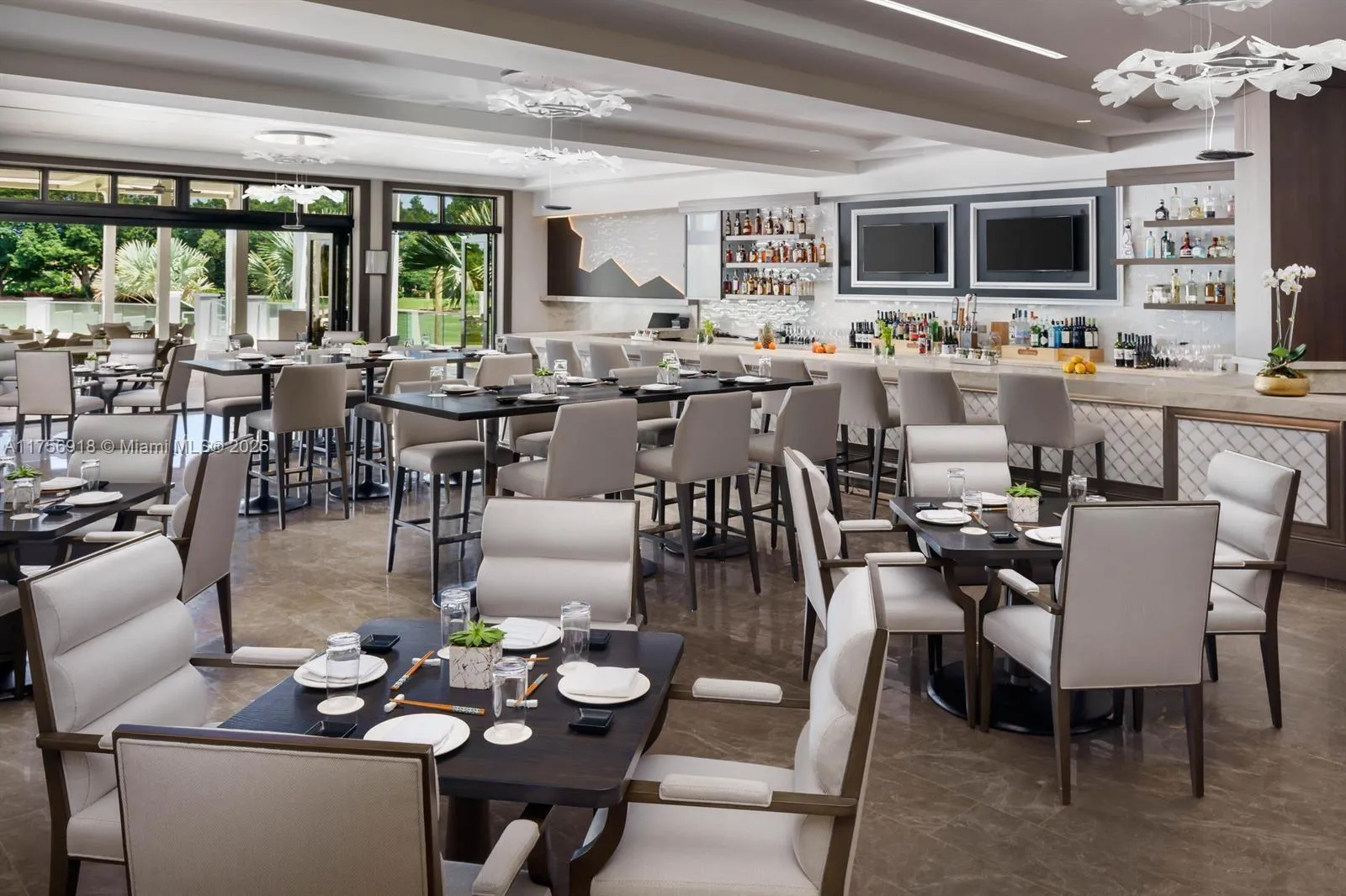 Club restaurant-Zest
