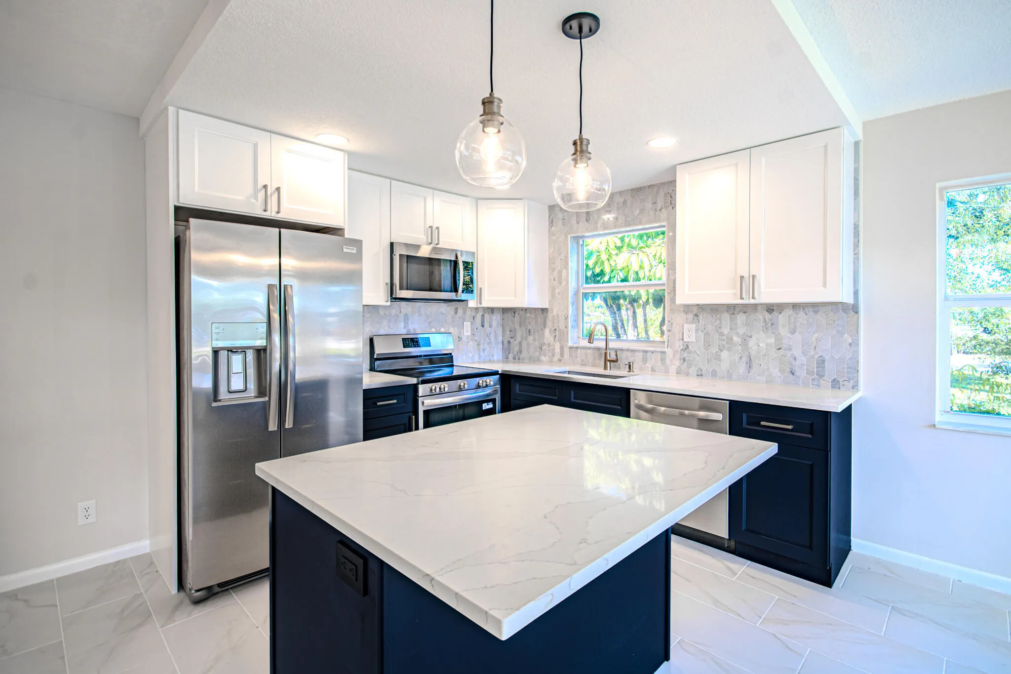 Kitchen Island with drawers for convenience
