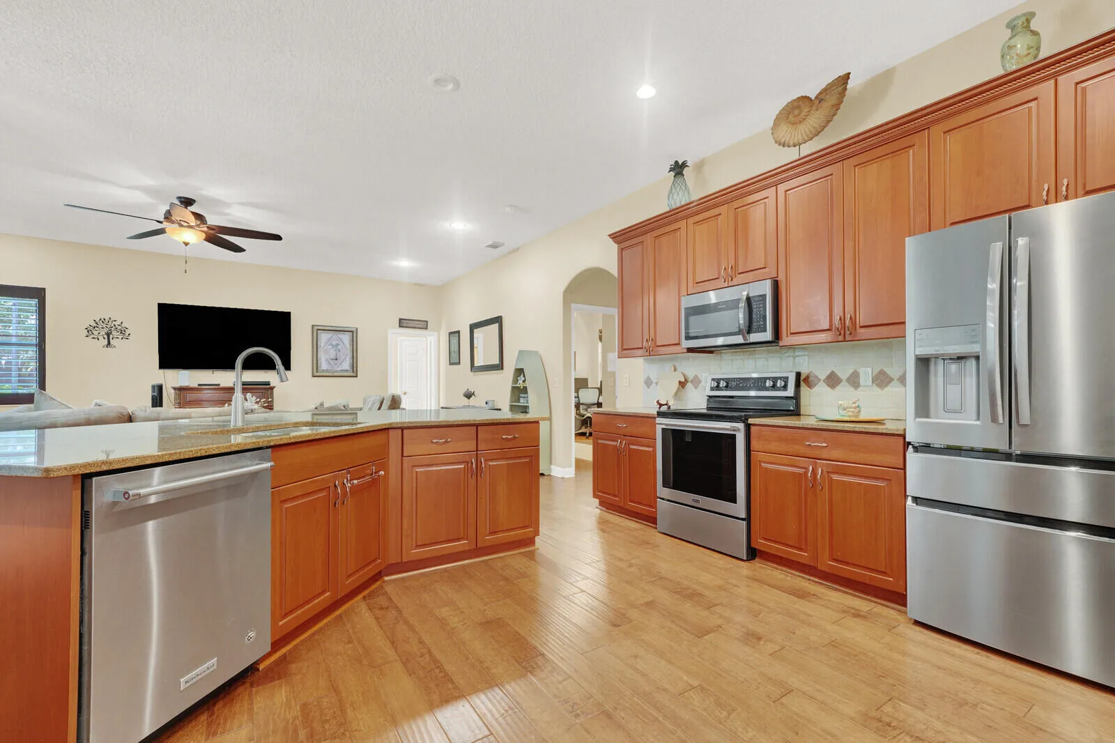 Property photo 25