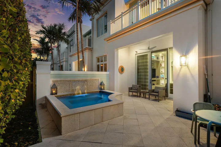 081-5AdamsRoad-OceanRidge-FL-33435-SMALL