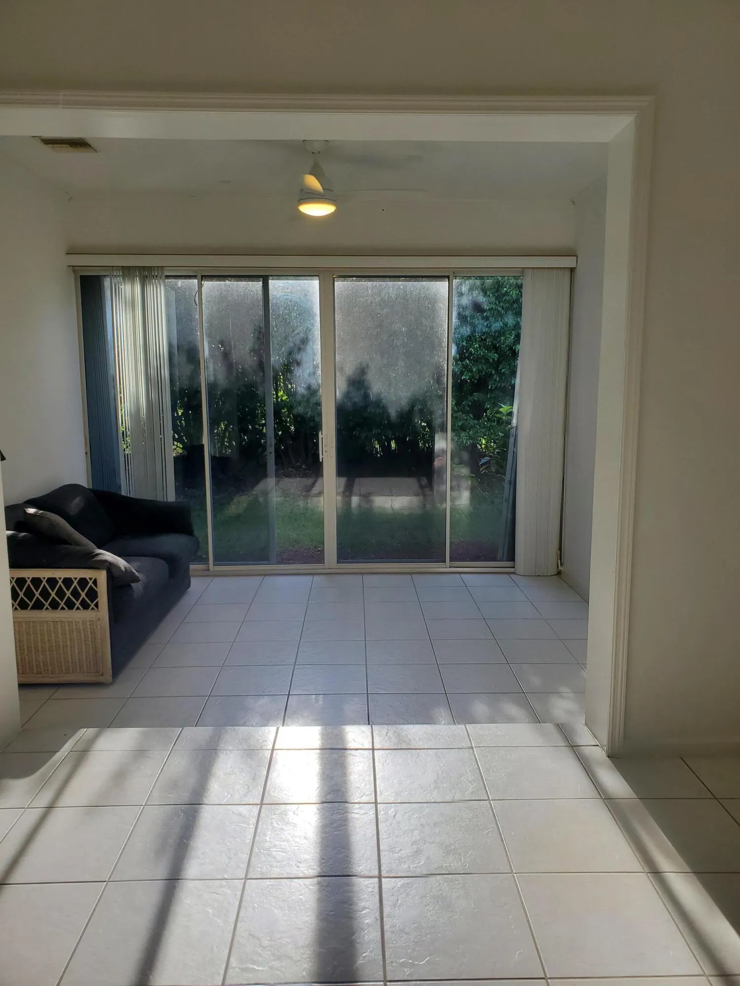Livingroom2