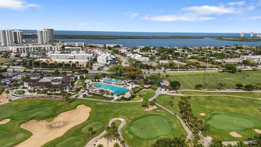 42_npb - country club, back
