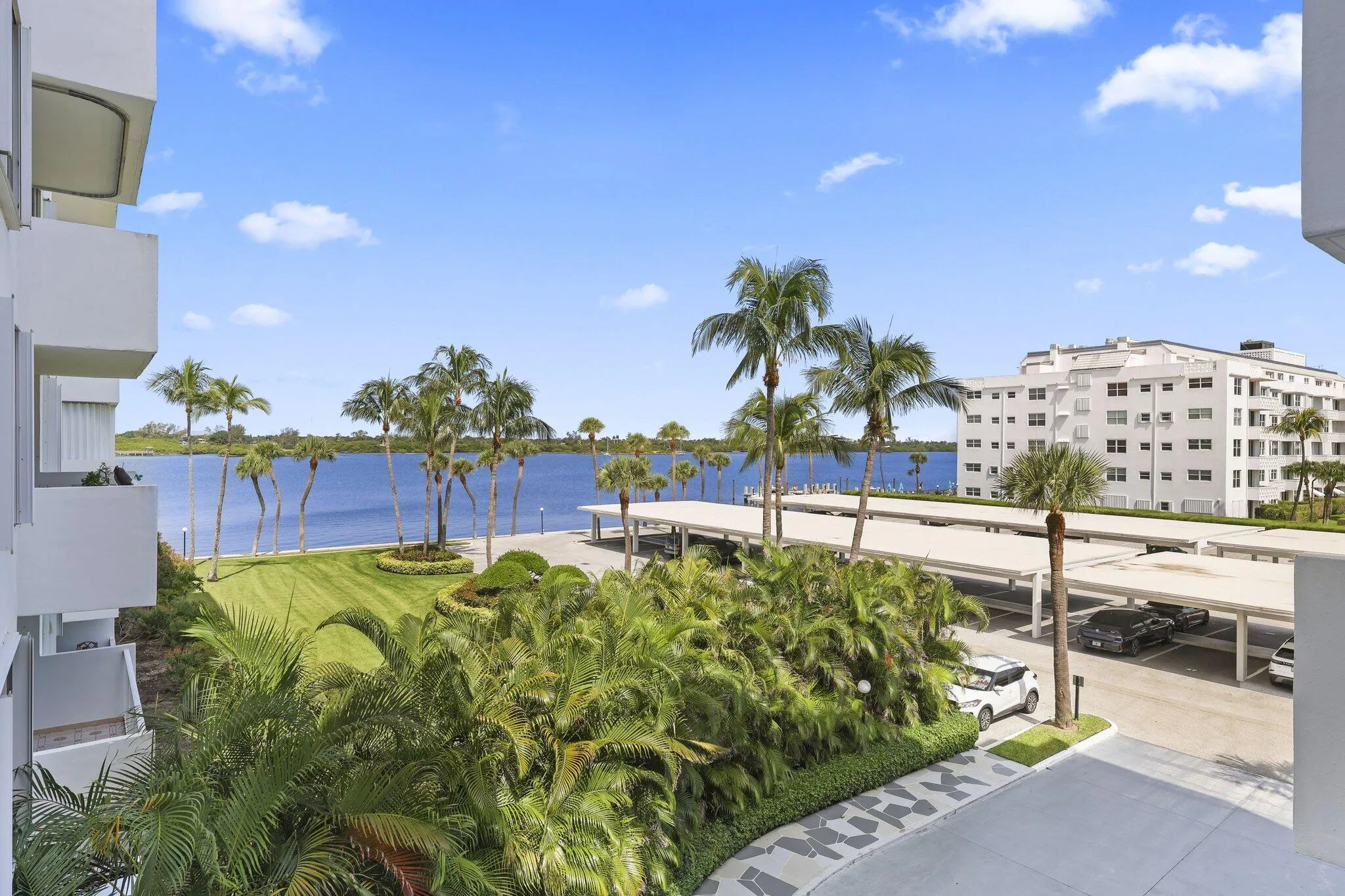 2860 S Ocean Blvd - 18.jpg-SMALL