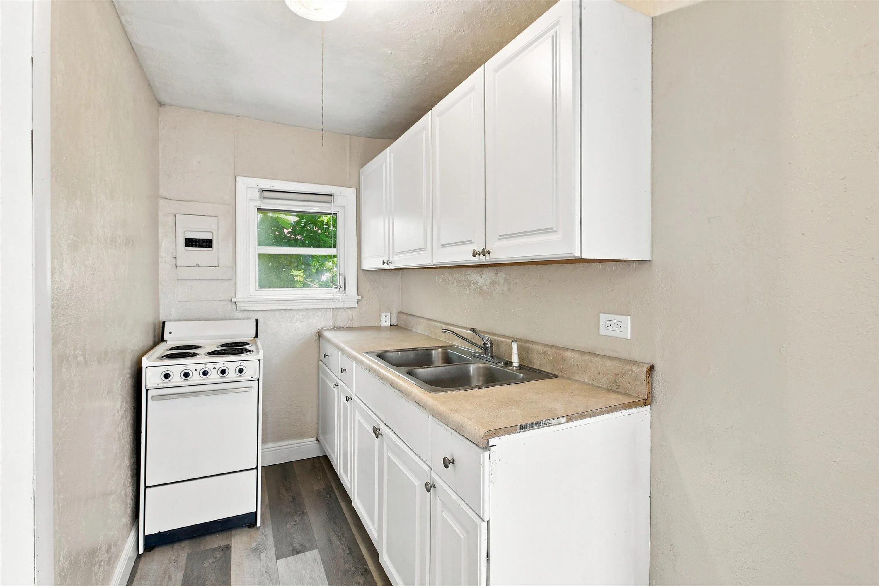 10-Property Photo 010