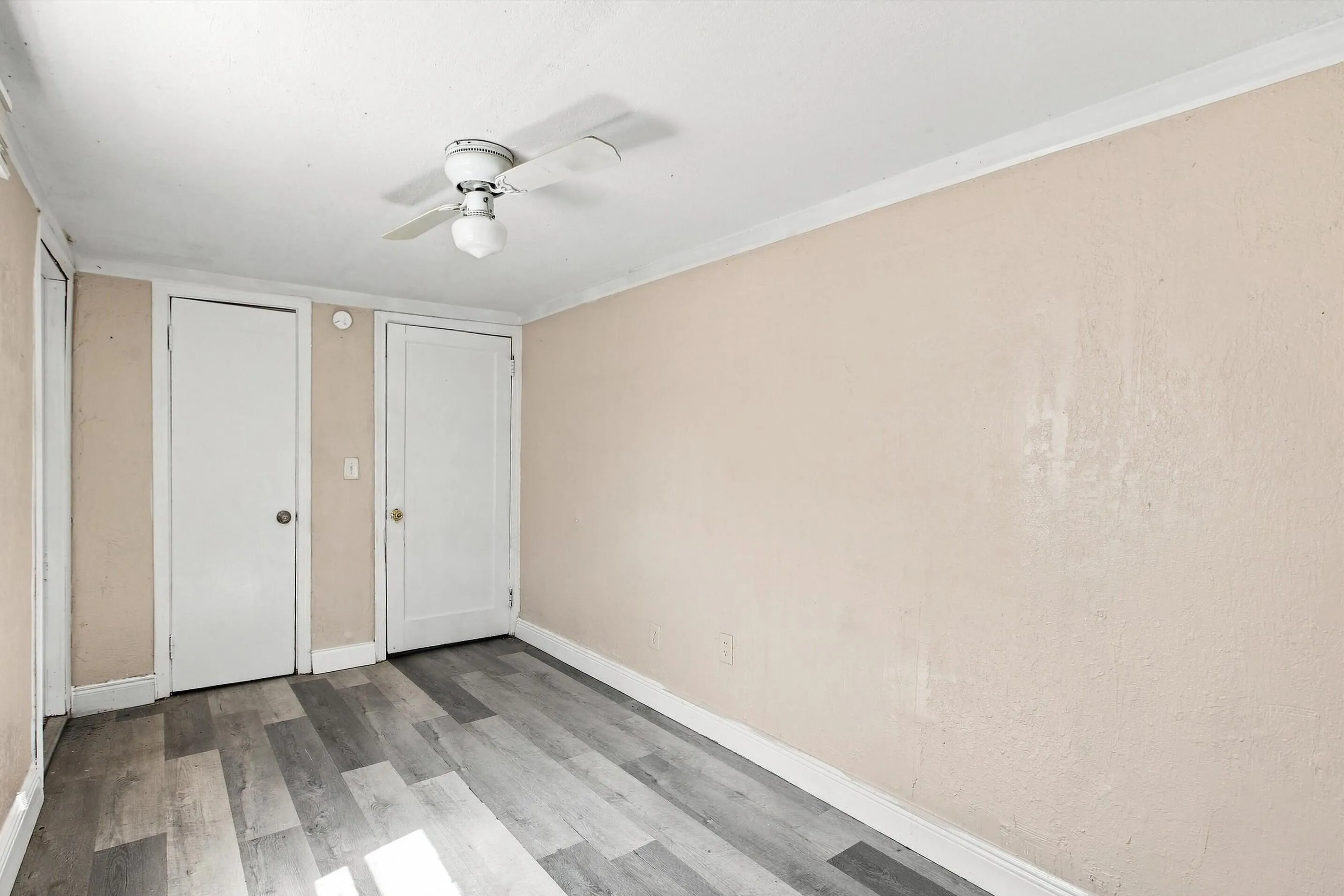 12-Property Photo 012