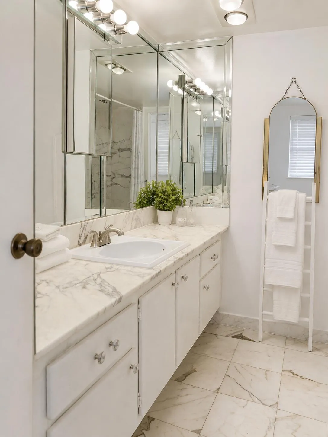 Bathroom #2