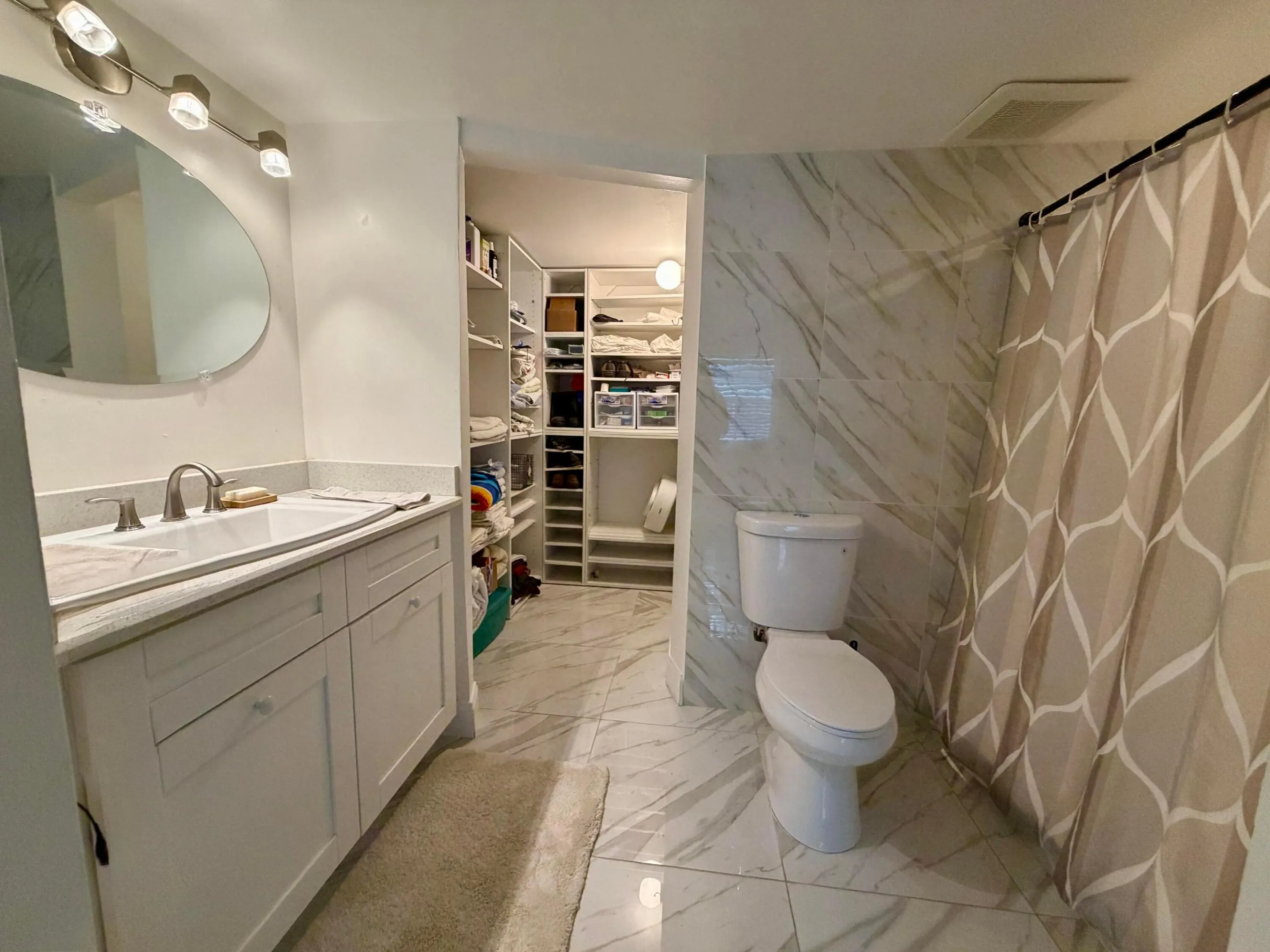 BR104 Main Bath