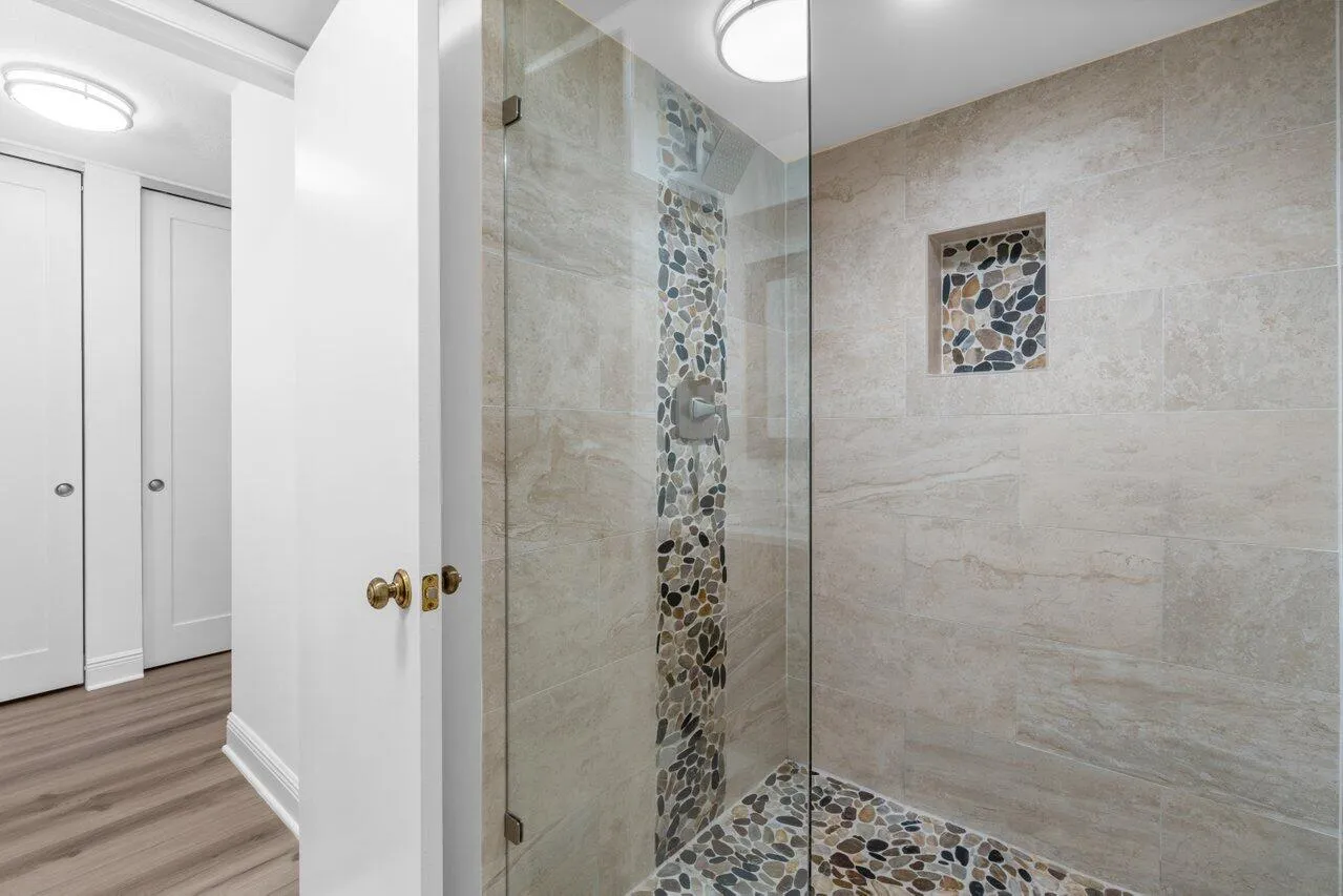 030-401BrackenWoodLaneSouth-PalmBeachGar