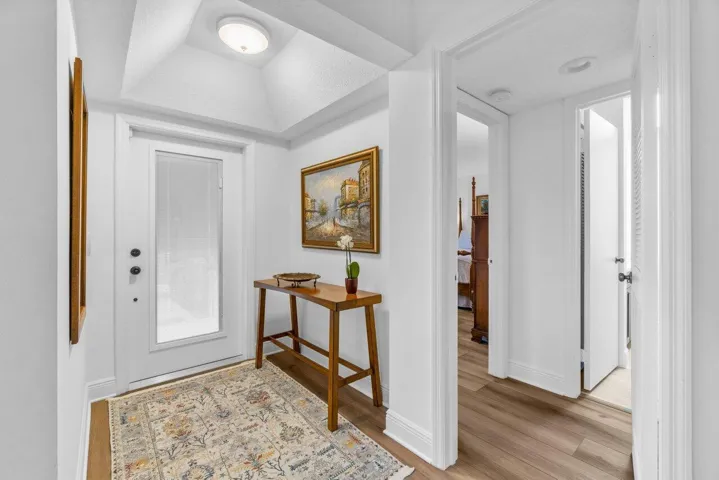 006-401BrackenWoodLaneSouth-PalmBeachGar