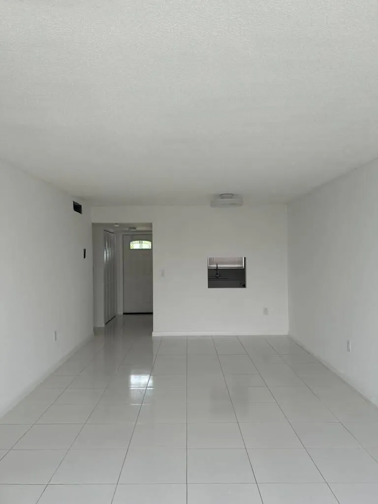 living area 2-s