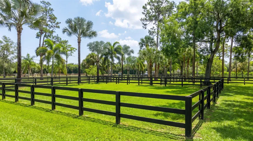 1037 F Road, Loxahatchee Groves