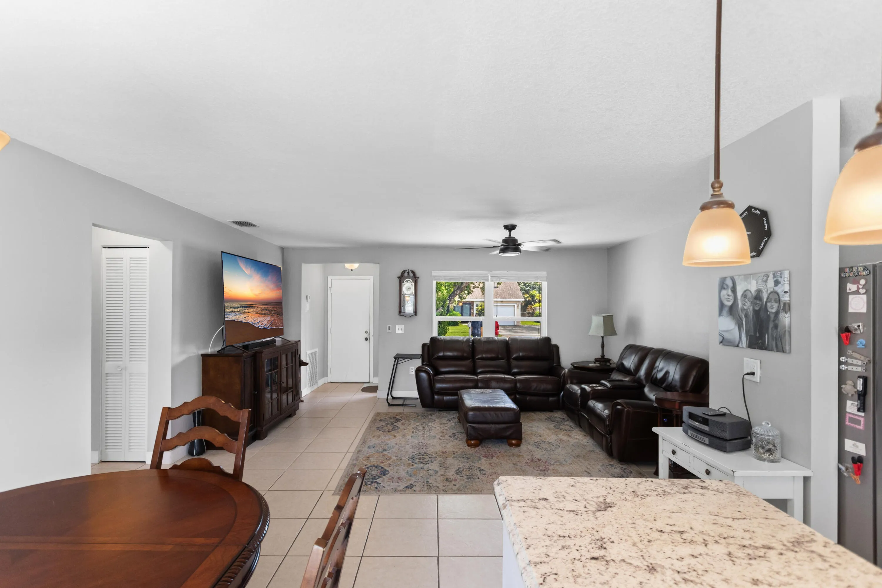 Kitchen/Dining/Living area