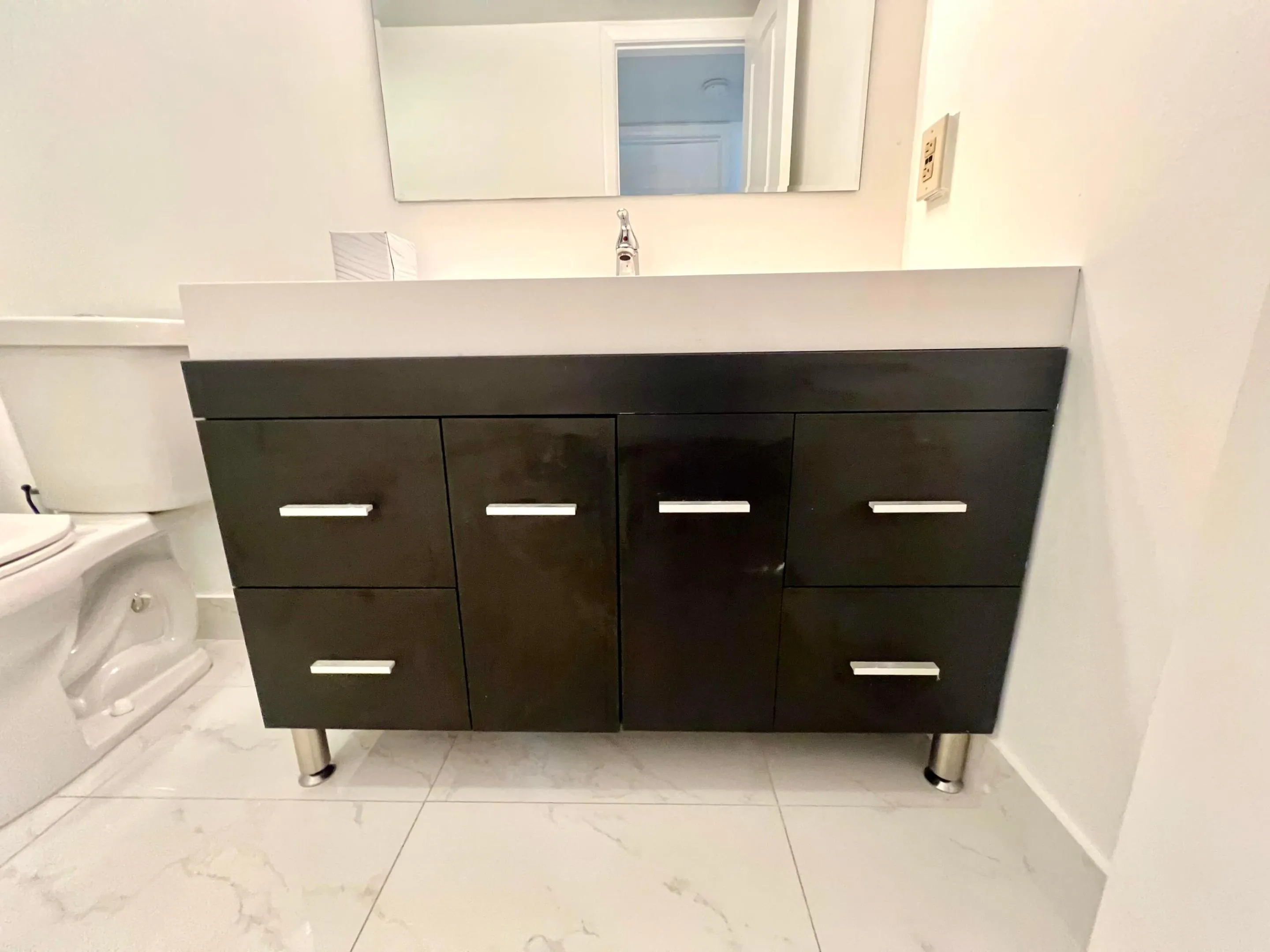 Large vanity