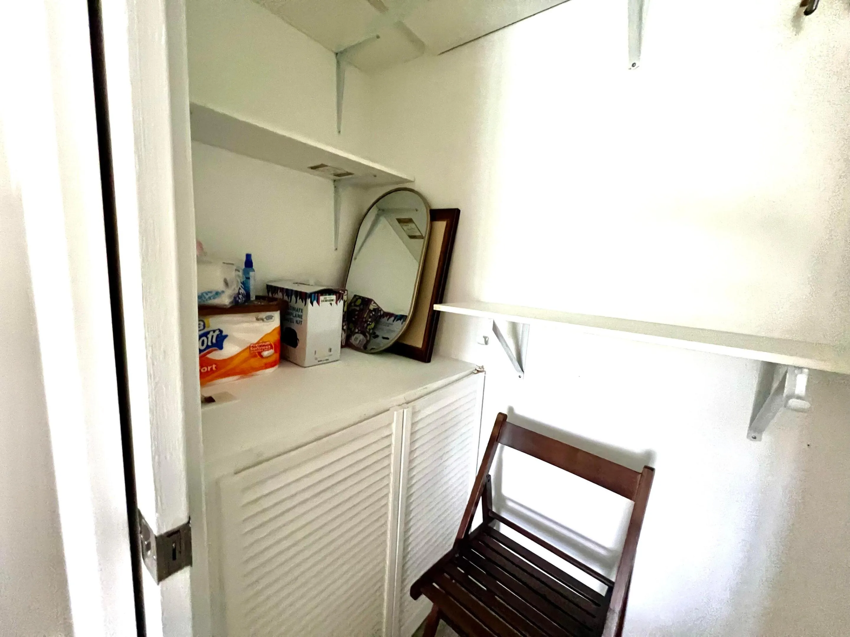 2nd bedroom closet