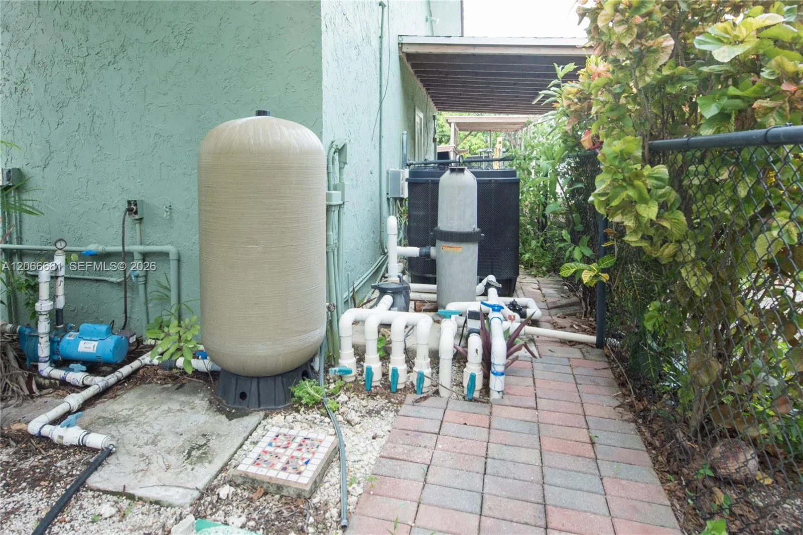 Property photo 65