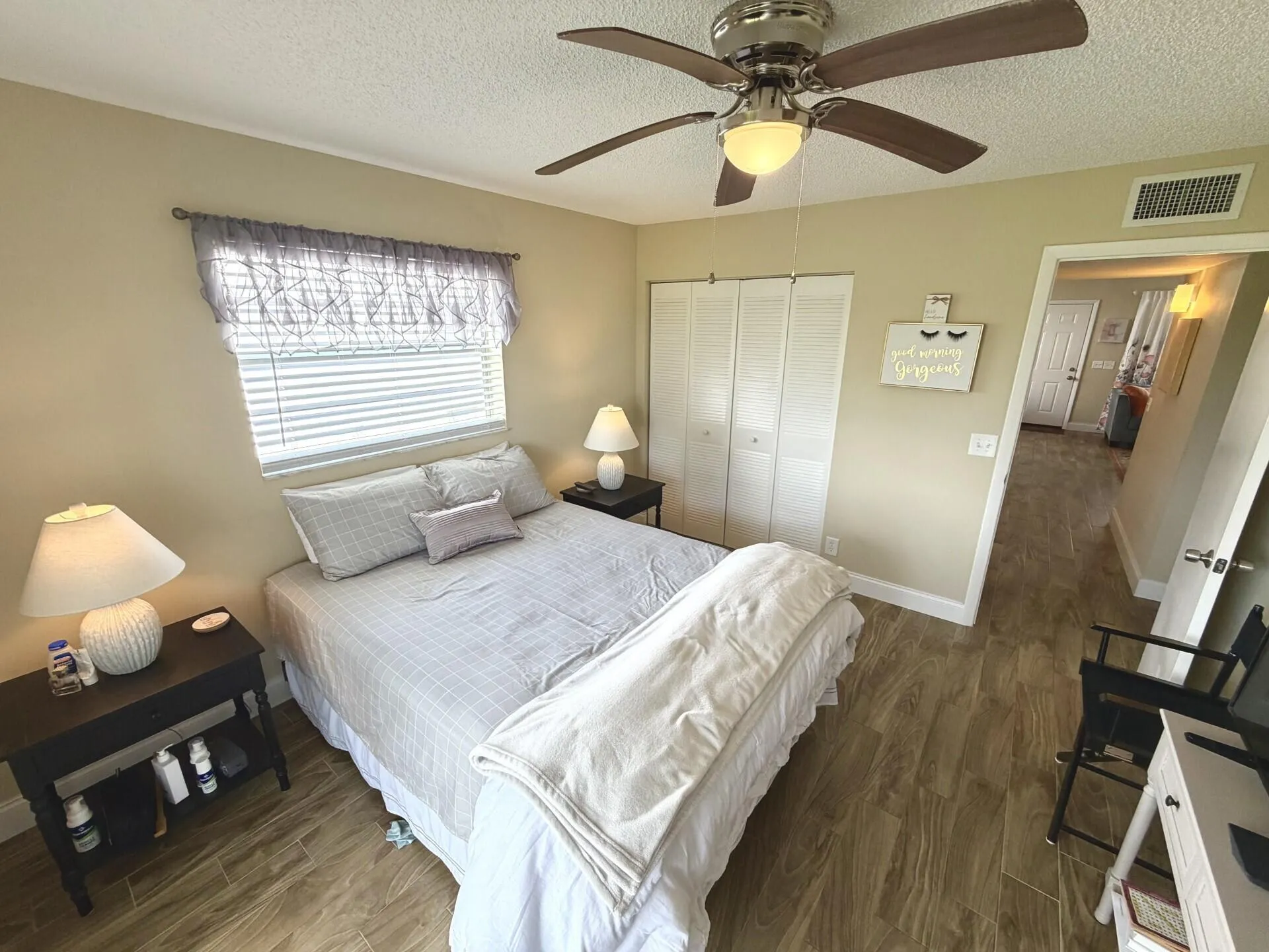Guest Bed & Hall