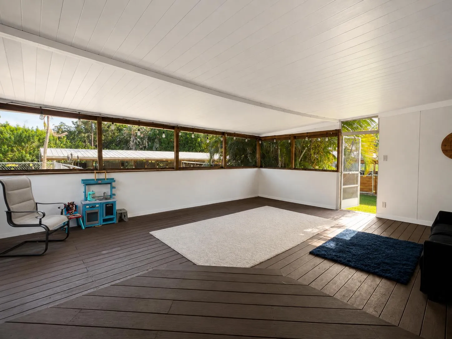 Covere Screened Patio Deck