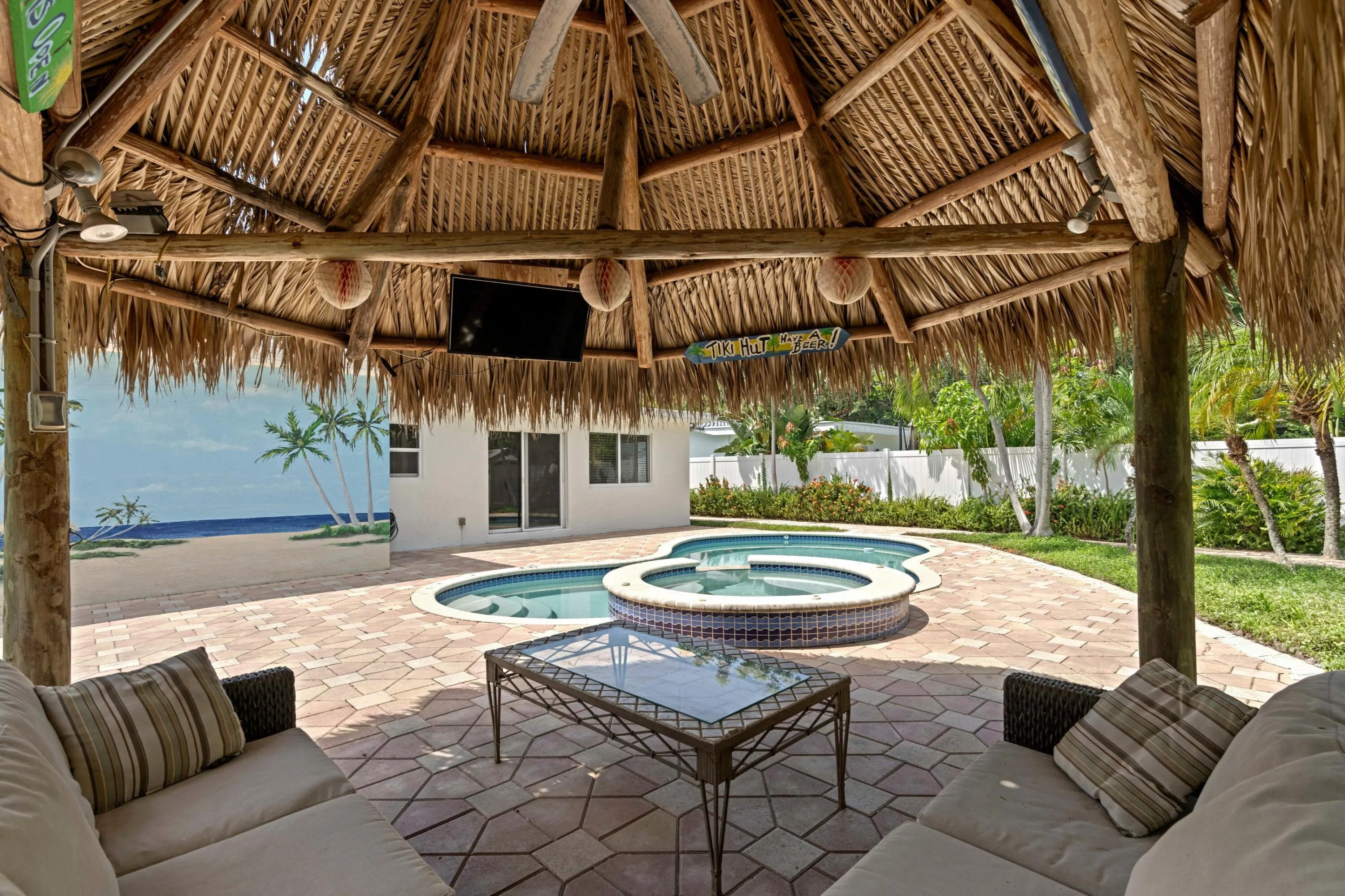 Tiki Hut