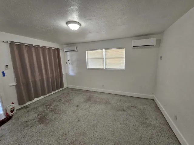 2740 (3)