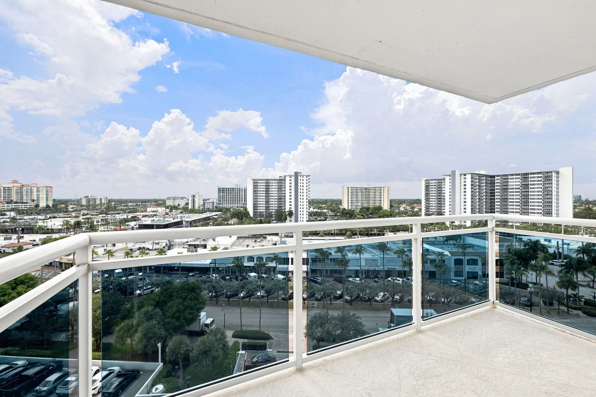 Balcony/ view