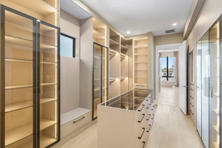 Her Closet