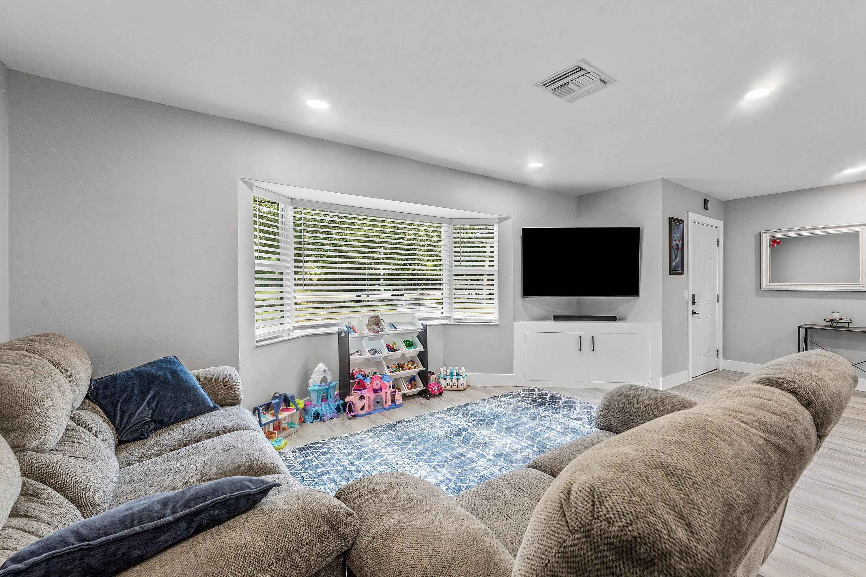 006-4619CoconutBoulevard-WestPalmBeach-F