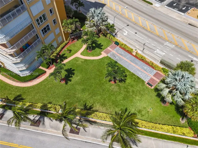 Photo 31