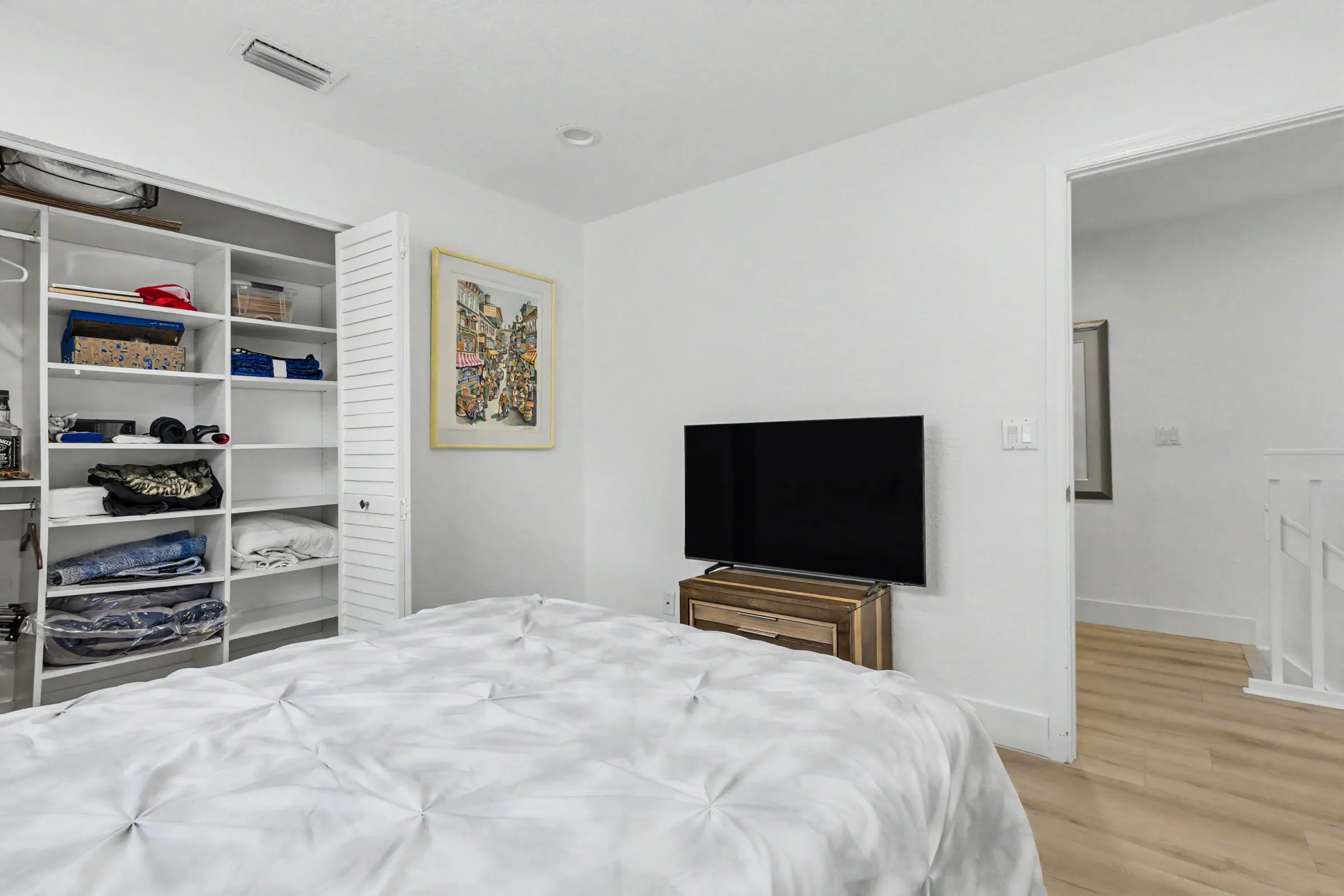 2nd Bedroom4