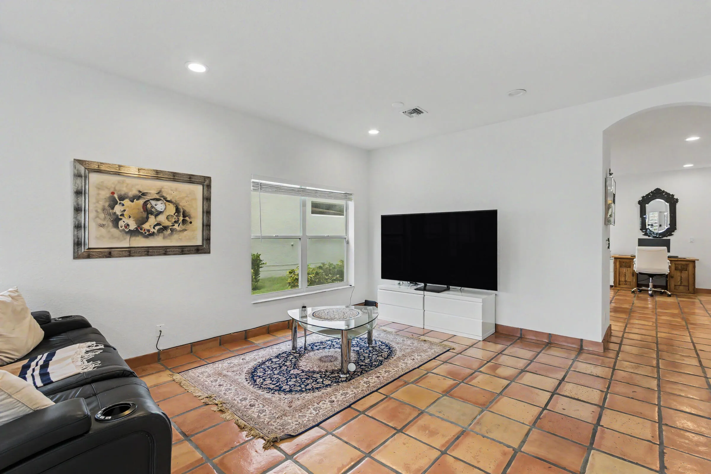 Living Area6