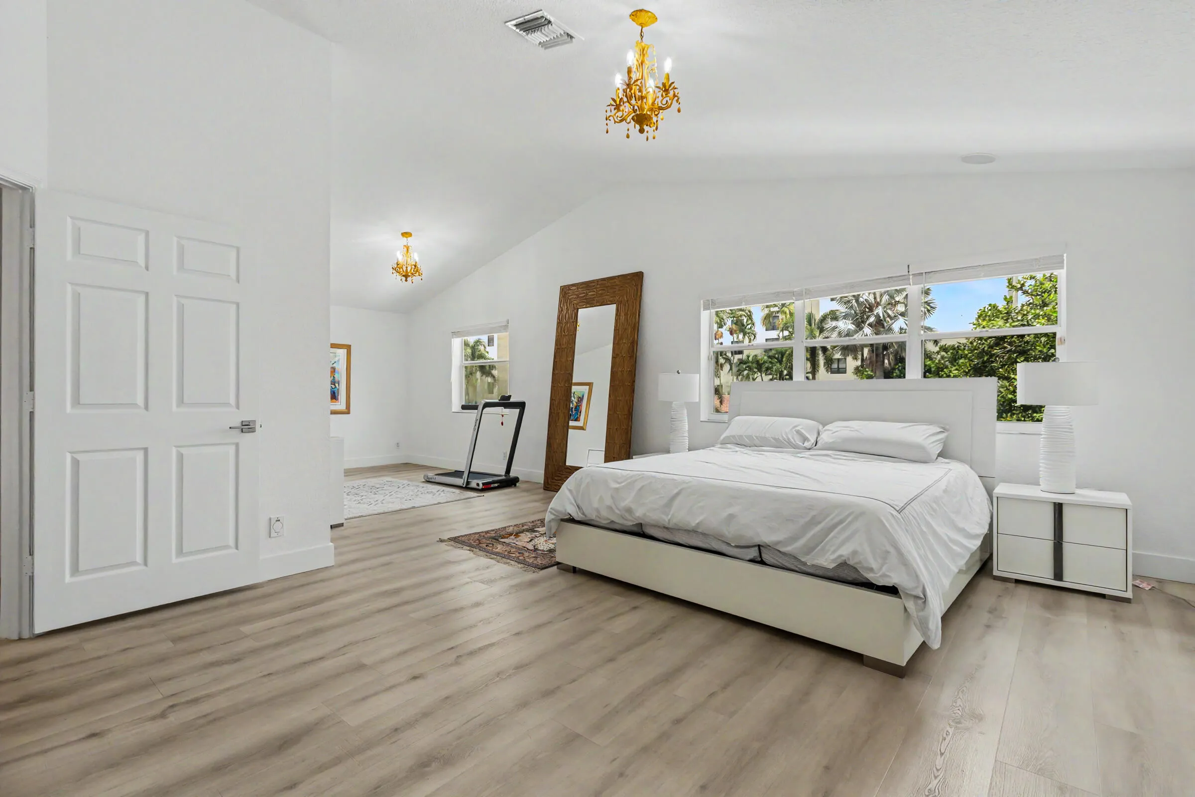 Primary Bedroom2