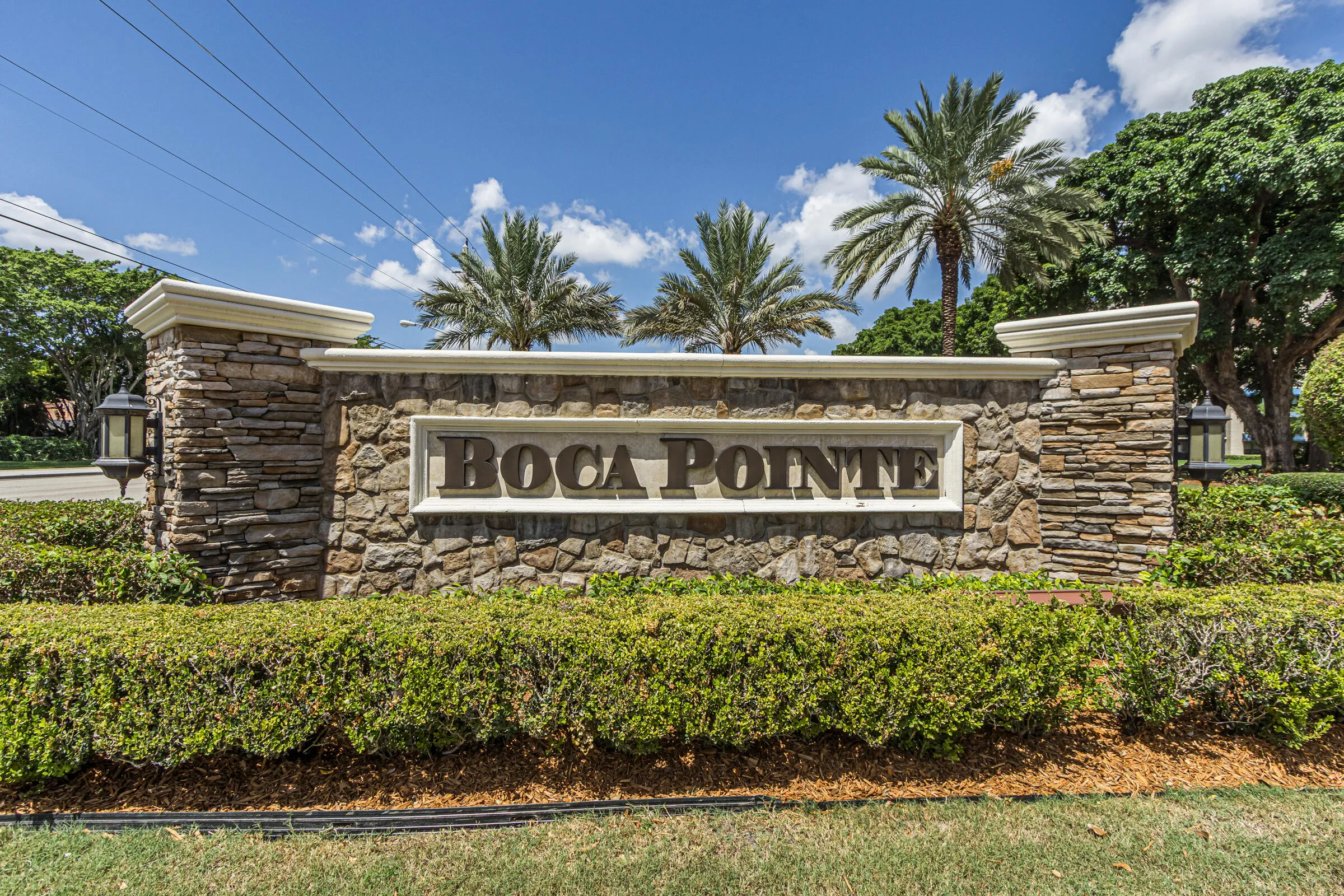 Boca Pointe Entry