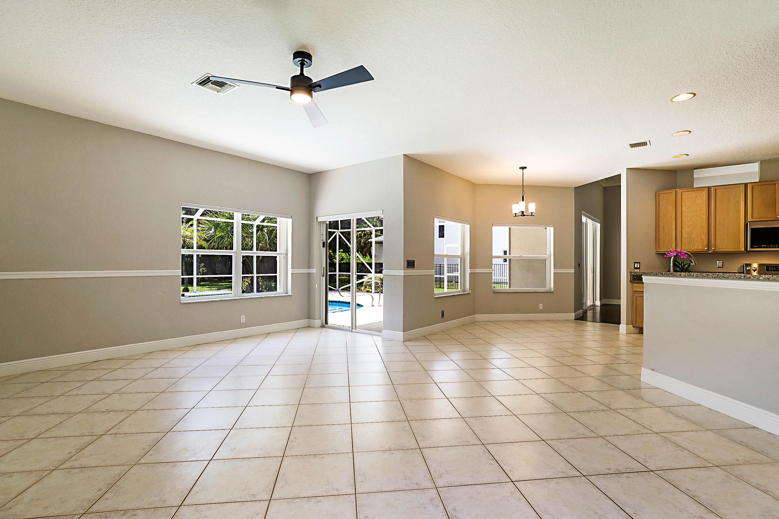 15369 Whispering Willow-22