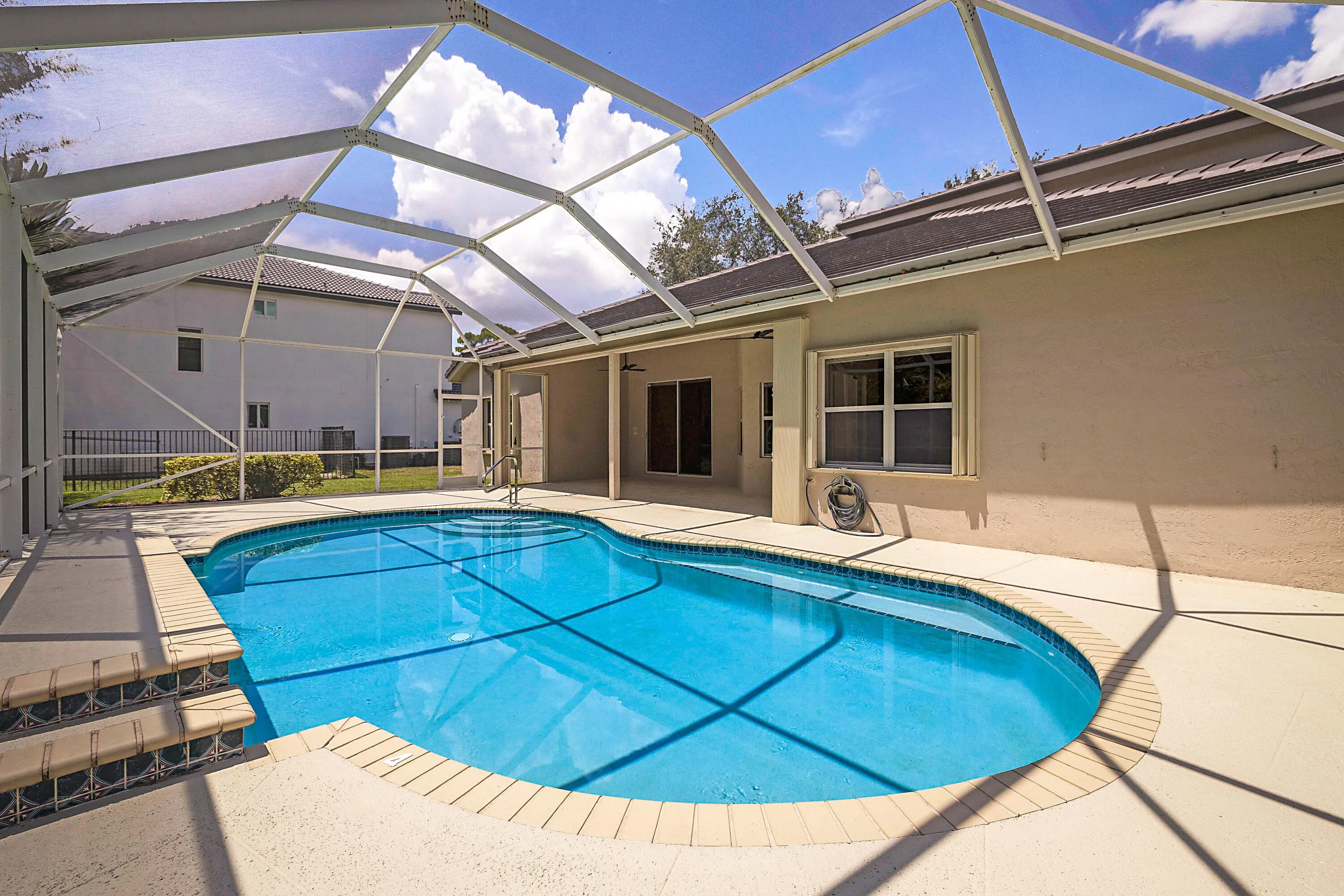 15369 Whispering Willow-49