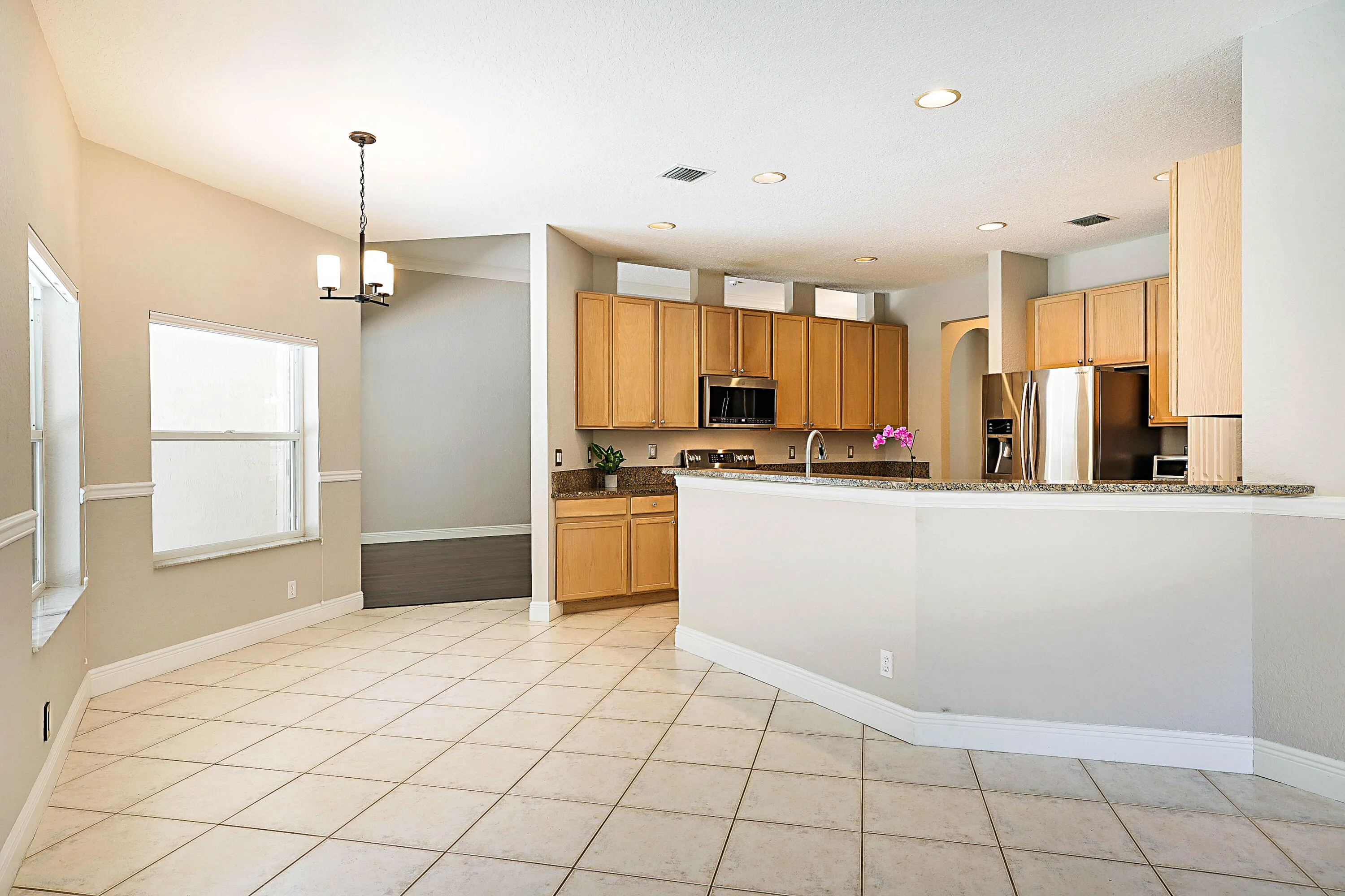15369 Whispering Willow-13