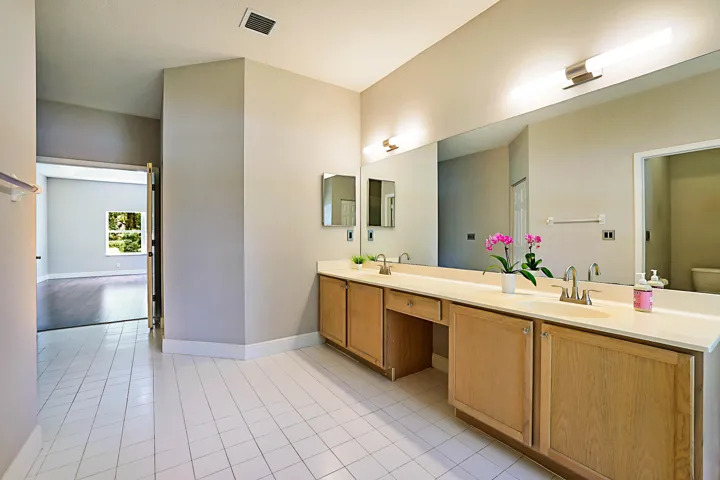 15369 Whispering Willow-30