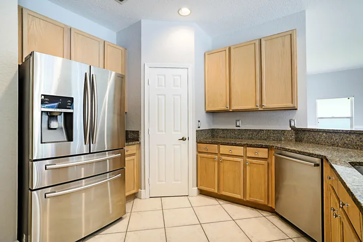 15369 Whispering Willow-17