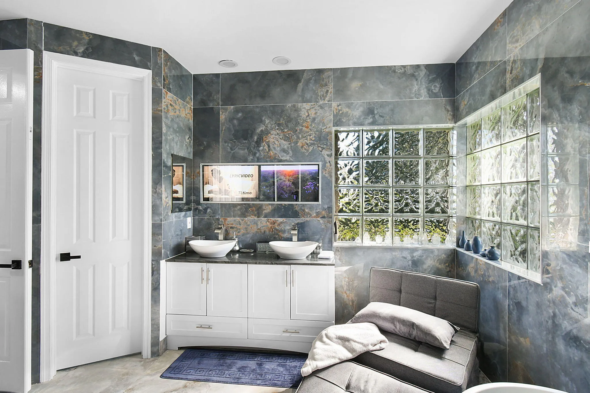 63-web-or-mls-750_2083 - Copy