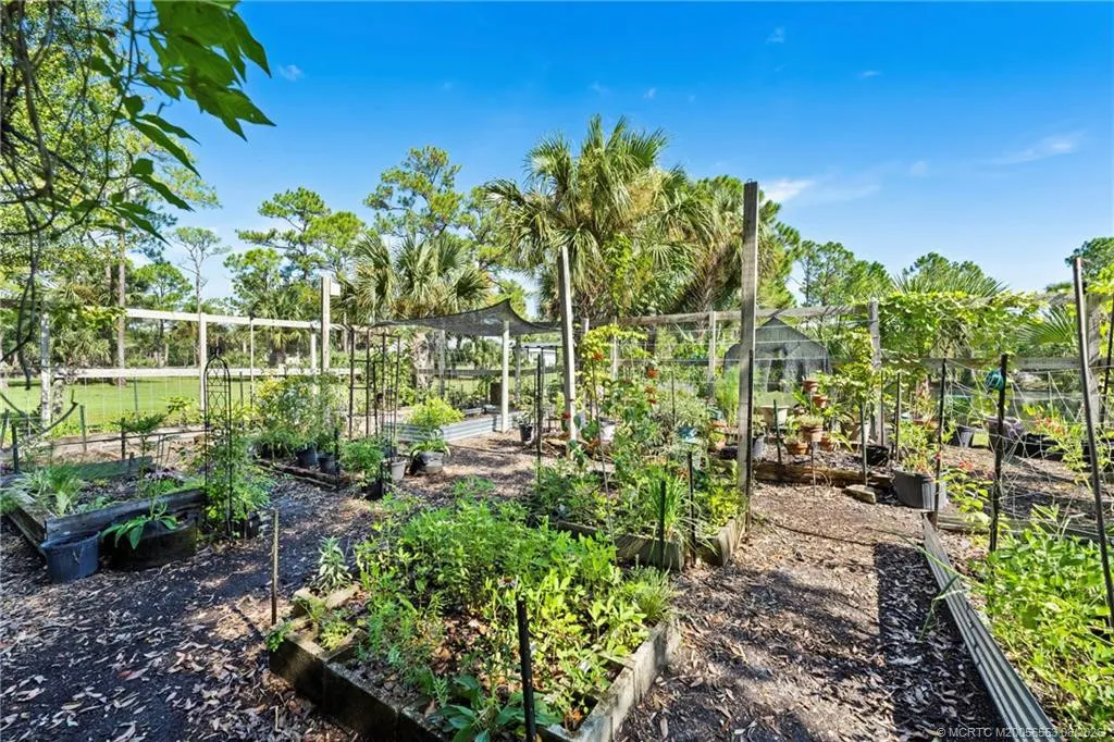 Property photo 36