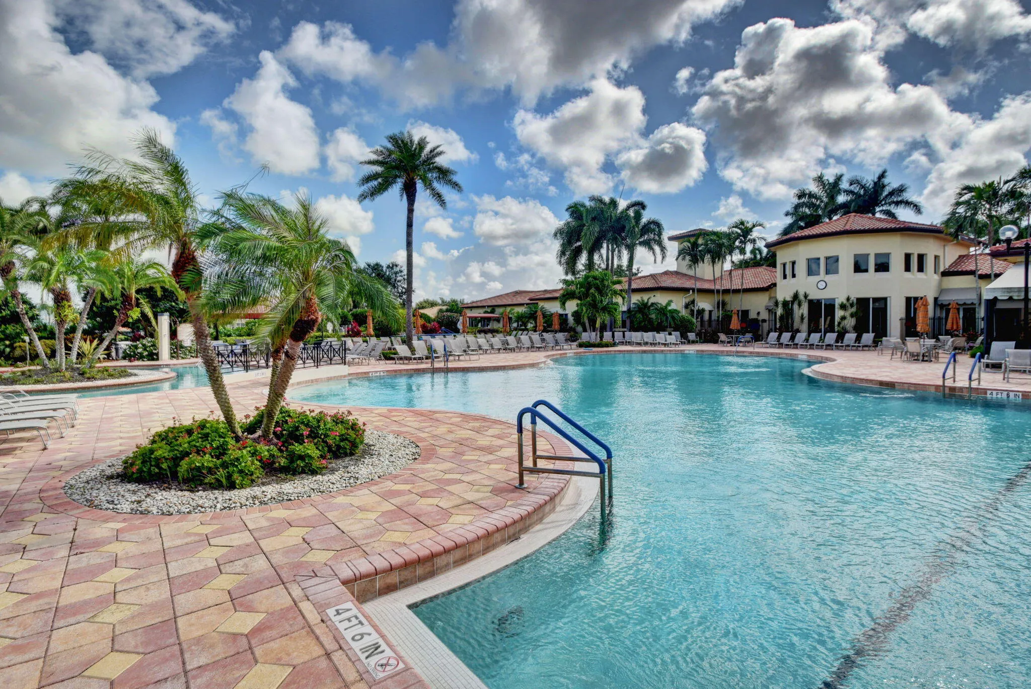COMMUNITY POOL