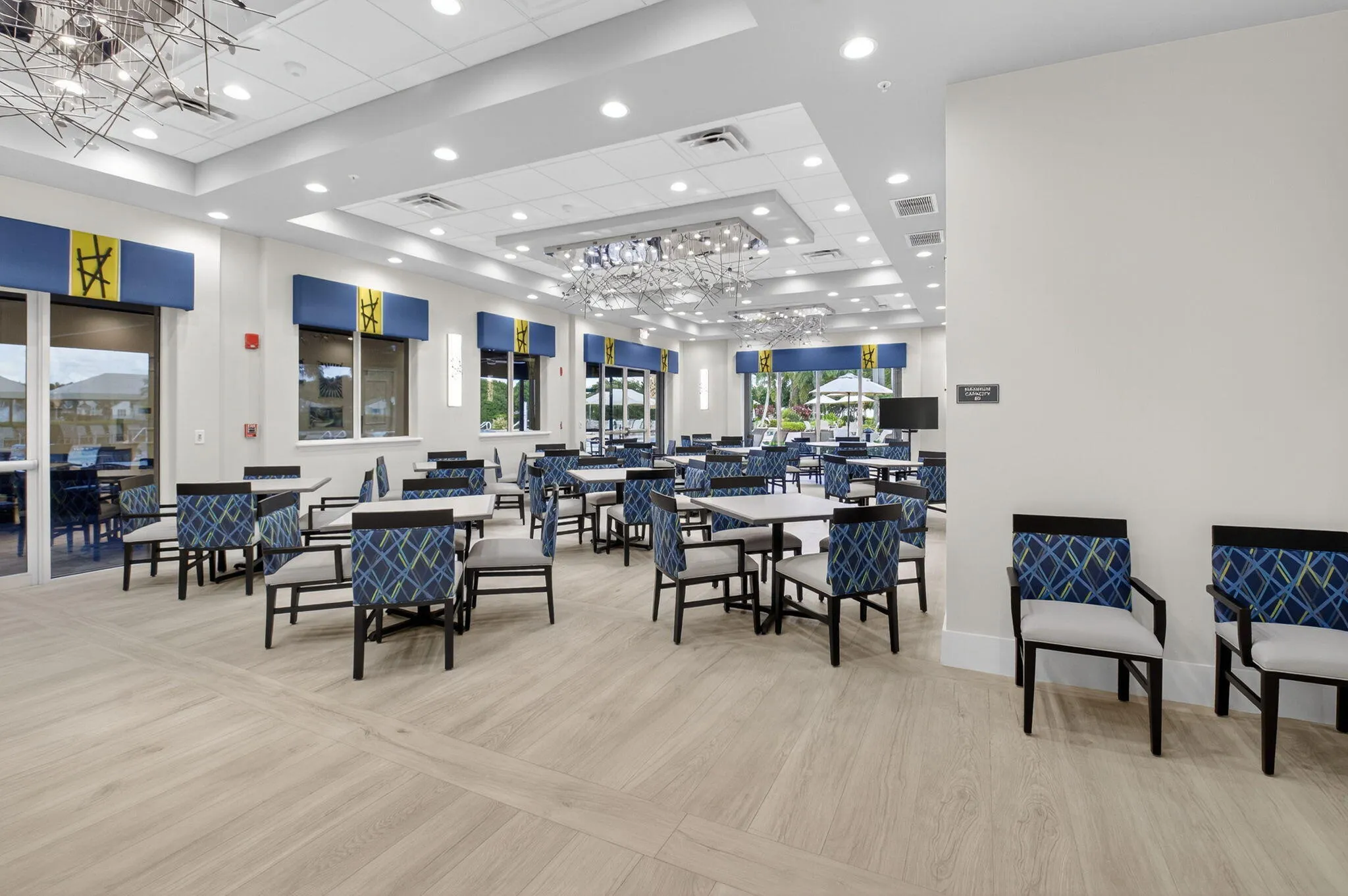 CAFE-INDOOR DINING