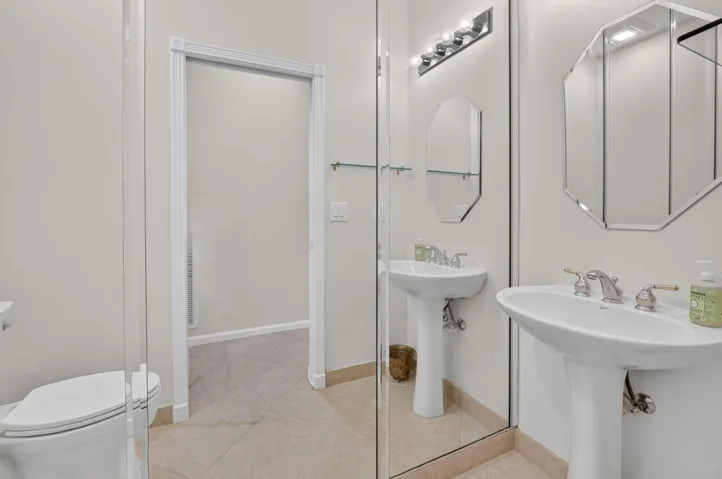 POWDER ROOM