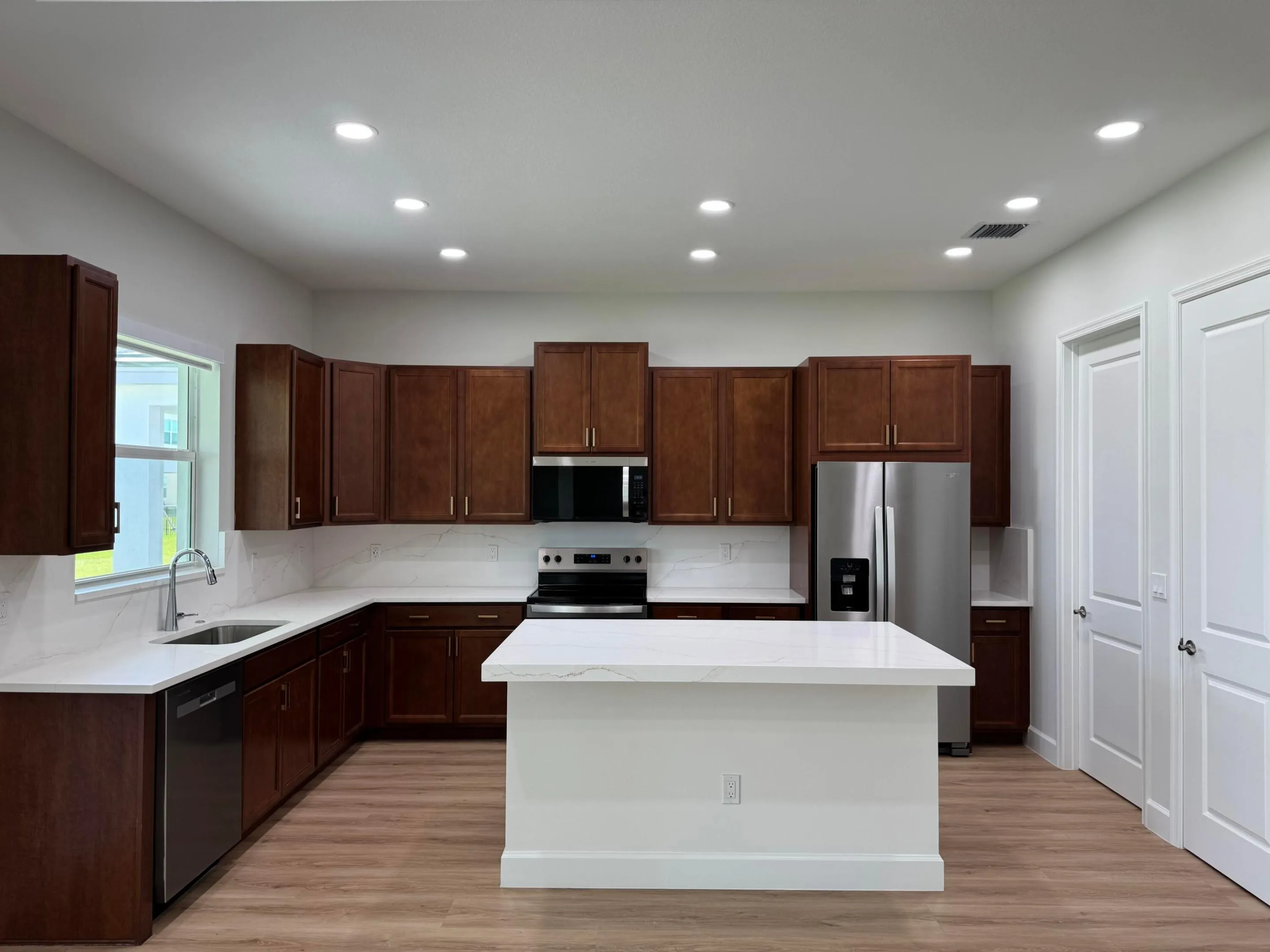 Kitchen Pic 17