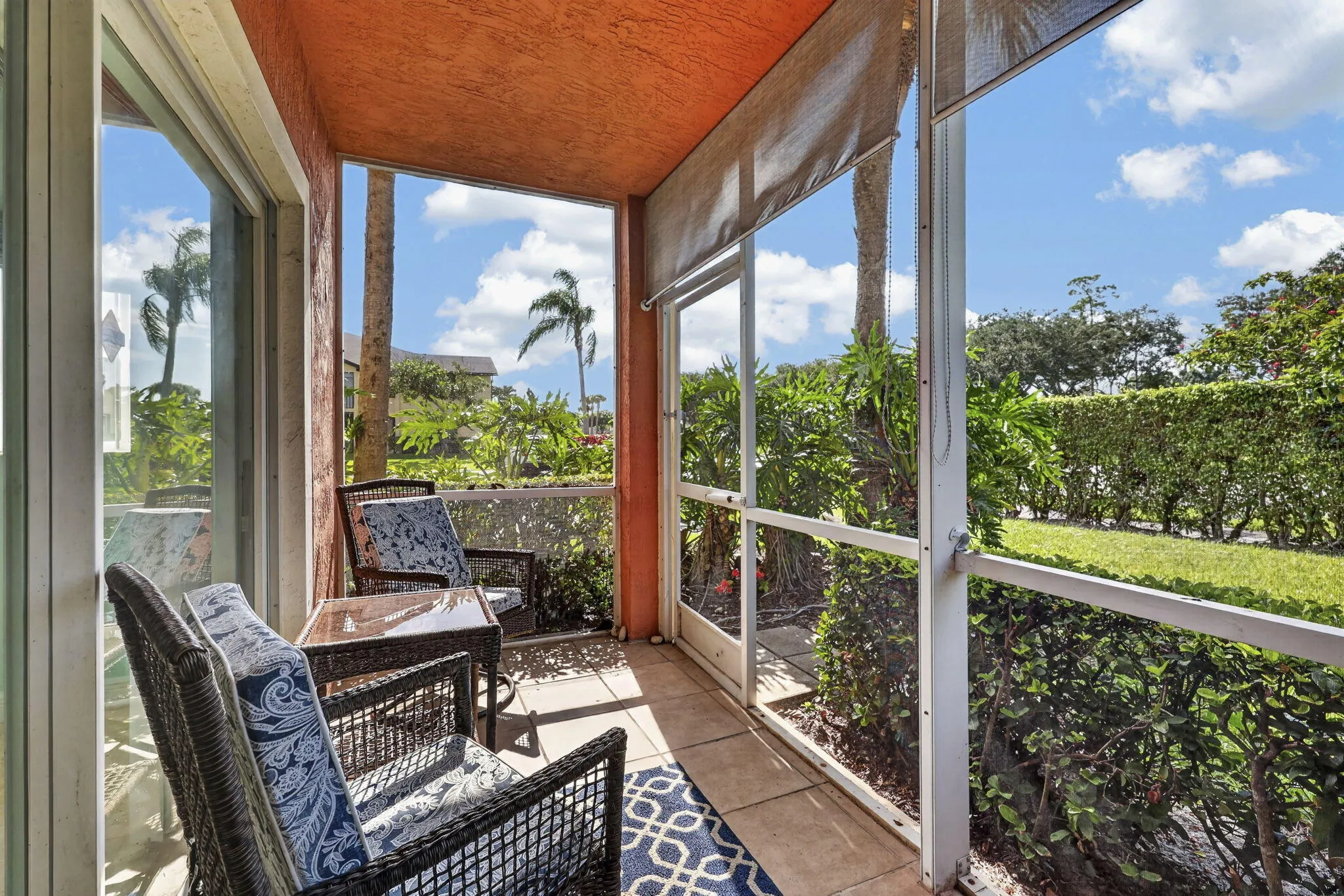 4721 Screened Patio