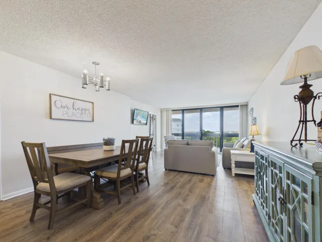 LIVING DINING